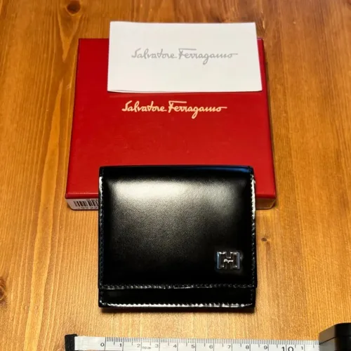 carteira salvatore ferragamo autêntica em couro preto liso italiano 