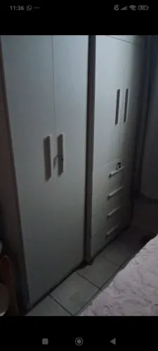 Guarda roupa/multiuso portas com chave NOVO
