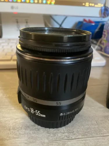 Lente Cânon EF- S 18-55mm USADA