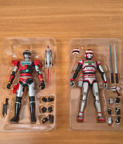 Jaspion + Winspector Fire S.H.Figuarts Originais Bandai