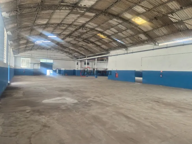 Galpão Industrial para Locação em Diadema