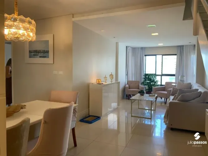 Cobertura à venda no Condomínio Tyrol com 230m², 3 quartos - Jardins - Aracaju/