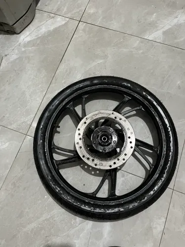 Roda liga leve biz com disco e pneu 