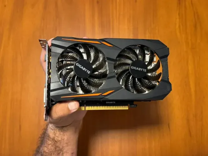Placa de vídeo GTX 1050 2gb