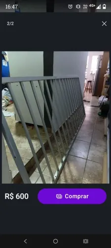 Janela com grade de Alumínio