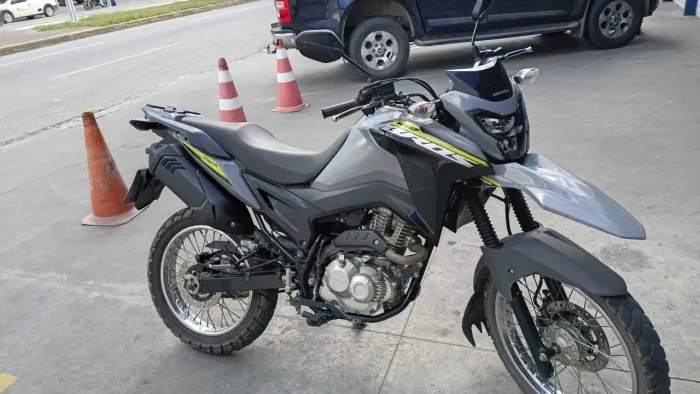 Vendo ou troco em Onix, não troco em outro modelo n.