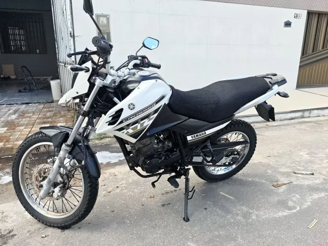Crosser em excelente estado