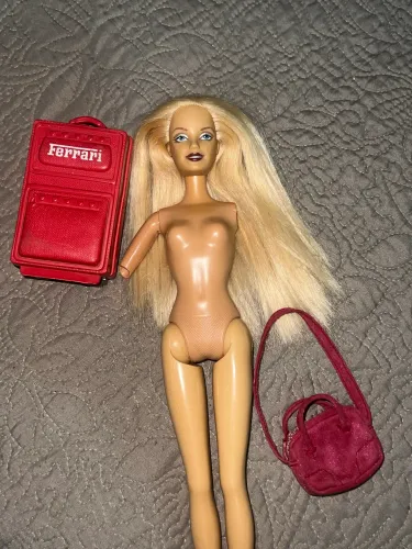 Boneca Barbie Ferrari Fashion Show 2004