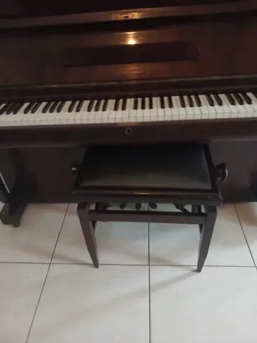 Vendo piano vertical Sandoli