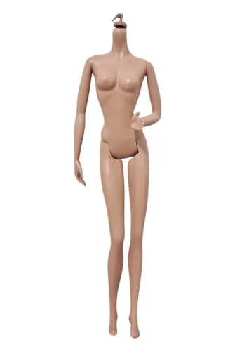 Barbie Basics Corpo