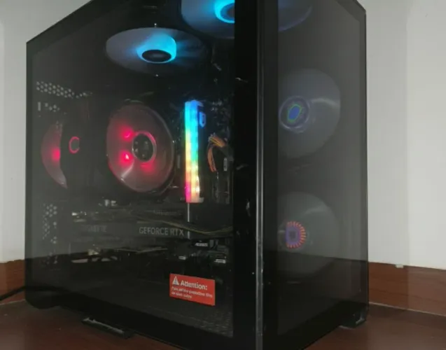 SETUP GAMER COMPLETO - RTX 4060 Ti + MONITOR 165Hz