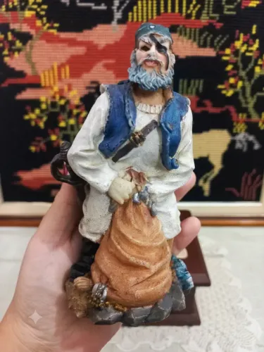 Pirata Estatueta em resina