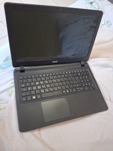 Notebook Acer - Com defeito na tela 