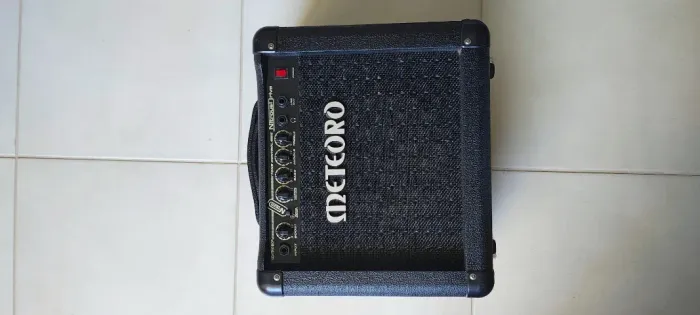 Amplificador Meteoro Nitrous Drive 30W