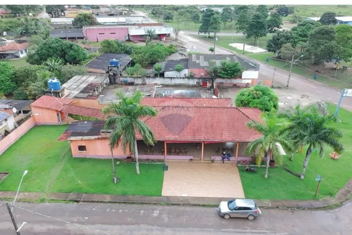 Investimento em Nova Mutum Paraná: Restaurante em Terreno com mais 2.100m²