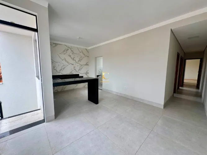 Sobrado residencial com 3 quartos e suíte à venda no Bairro Realengo