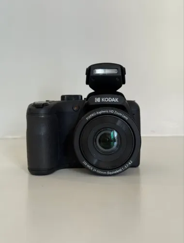 Câmera kodak pixpro az255 full hd