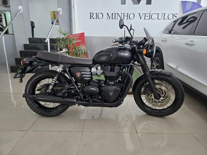 Triumph Bonneville t120 black 2020