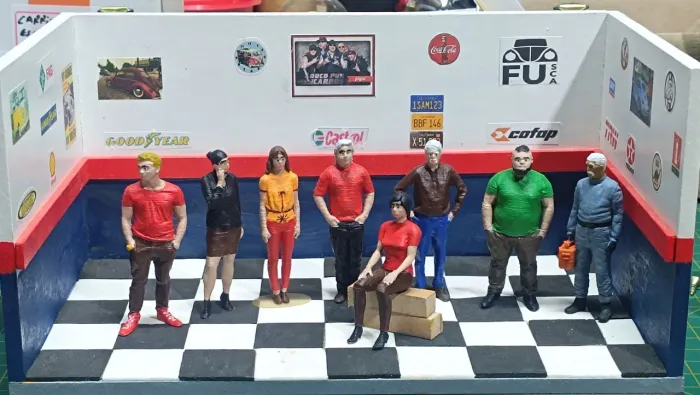 Figuras 1:24 pintadas 