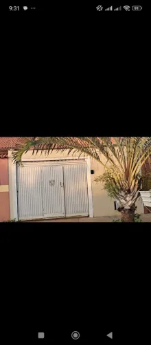 Vende-se uma casa em guapo