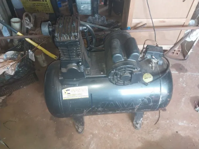 Compressor 10 pes monofasico 100 lts schulz  BRAVO