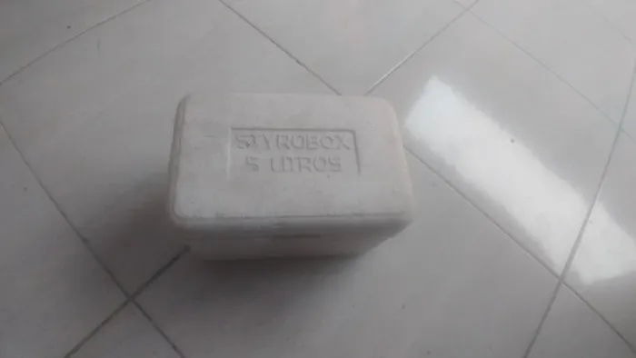 Caixa de isopor 5 litros