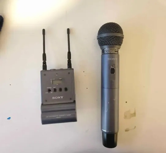 Microfone sem fio Sony UTX-H1