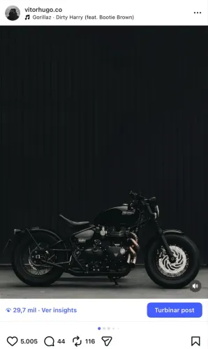 TRIUMPH BONNEVILLE BOBBER 1200