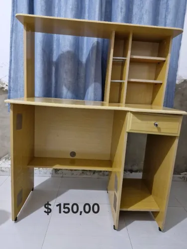 RACKS