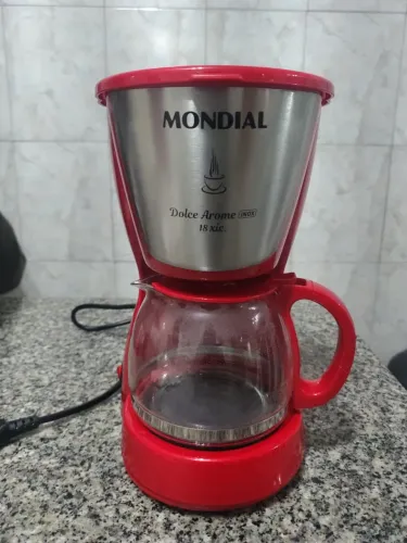 Cafeteira Mondial Dolce Arome