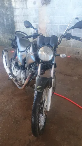 Vendo moto Factor 125