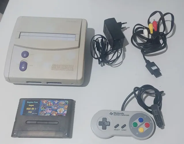 Super Nintendo com Controle original + Cartucho multijogos