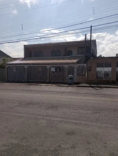 Sobrado com 220m²