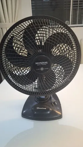 Ventilador mondial preto 30 cm