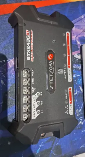 Processador de áudio Stx 2436