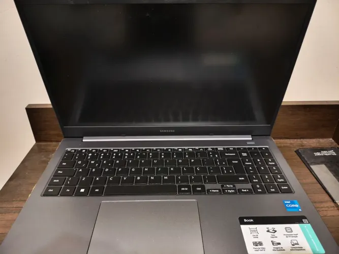 SAMSUNG BOOK 15 Processador Intel 11° geração SSD 256<br>Intel 11° geração SSD 256GB