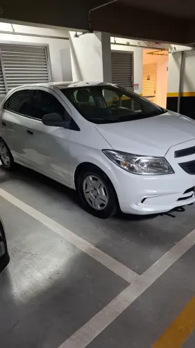 Chevrolet Onix JOY Hatch 1.0 8V Flex Mec. 4P 2018