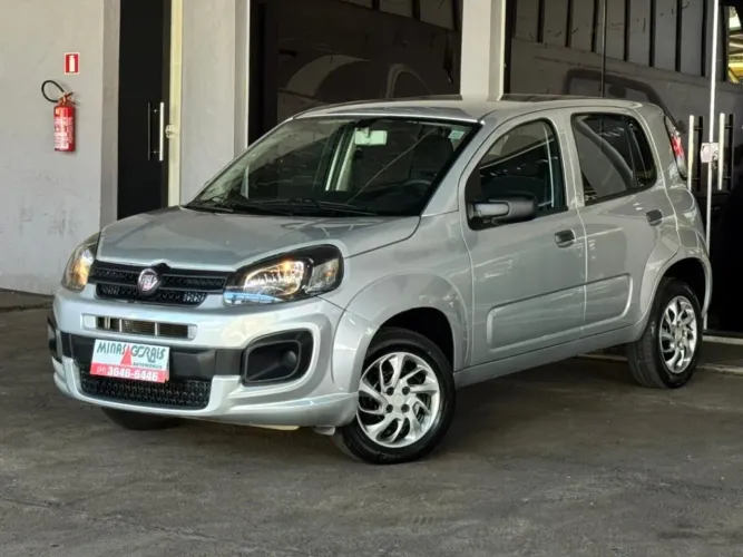 Fiat Uno Attractive 1.0 EVO Fire Flex 8V 5P 2021
