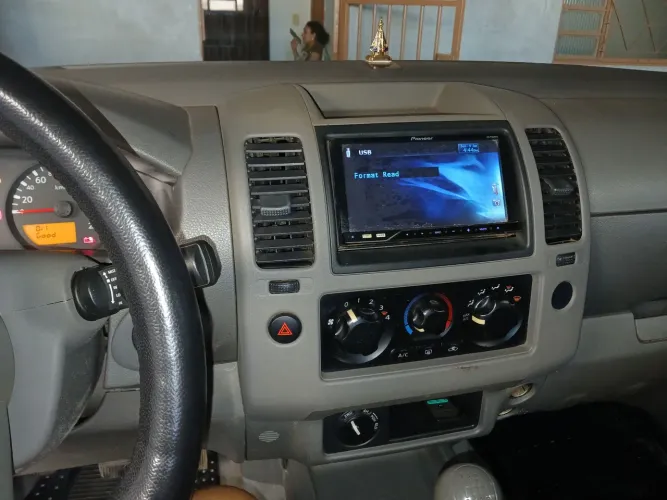 Nissan Frontier Se/se Strik CD 4X4 2.5 TB Dies. 2011