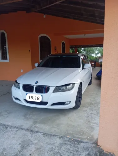 BMW 320I A 2011