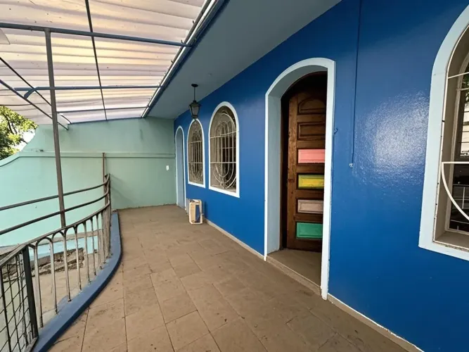 CASA DE 4 QUARTOS PARA LOCAÇÃO NO BAIRRO SÃO PEDRO