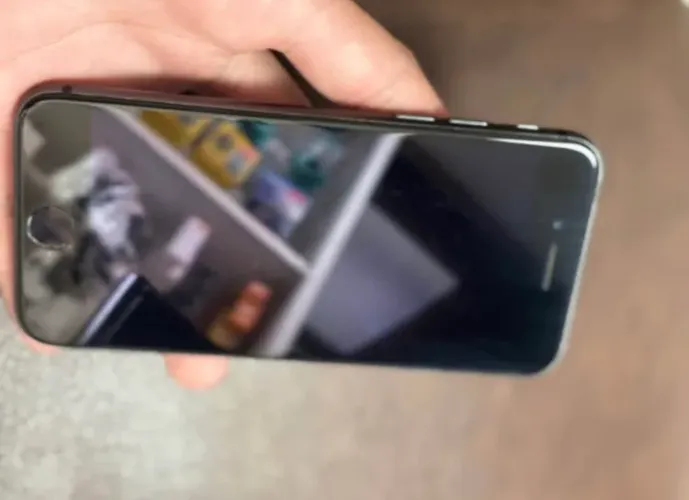 iPhone 8 Normal 128 Gb