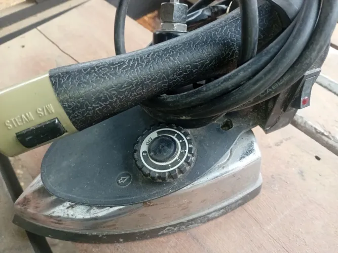 Ferro de passar industrial silver star300 funcionando