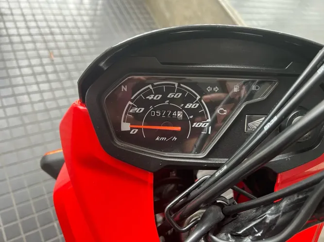 Pop 110i es nova 5.775 kms rodados 
