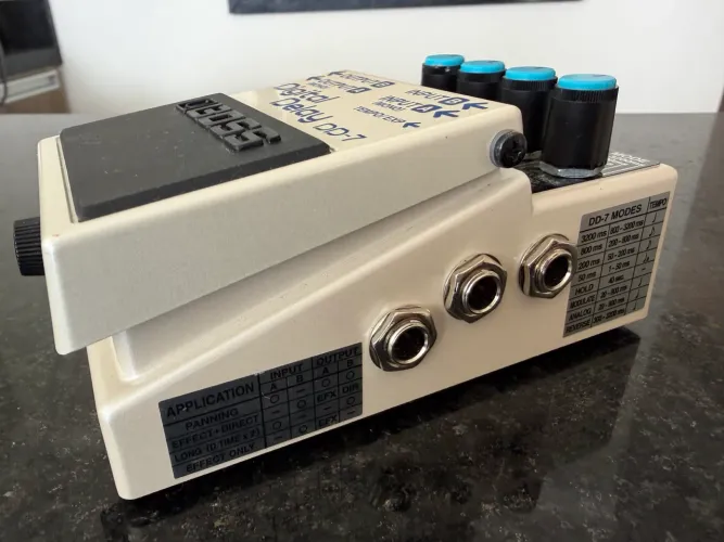 PEDAL BOSS DD-7