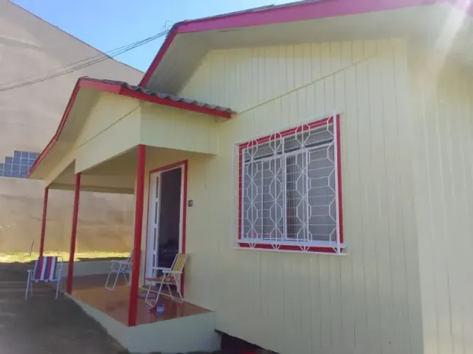 Vende-se casa mista, Bairro Três Vendas, lugar alto e boa vista, 3 quartos