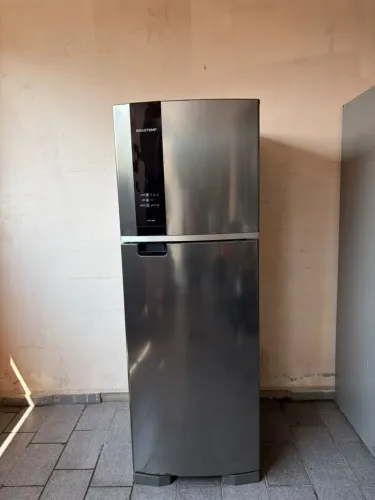 Geladeira Brastemp inox semi nova 