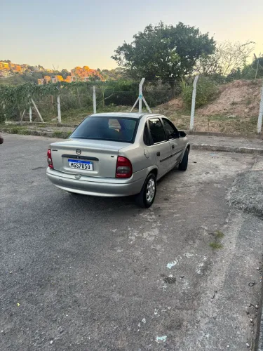Chevrolet Corsa Sedan 1.0 MPFI 8V 71cv 4P 2004