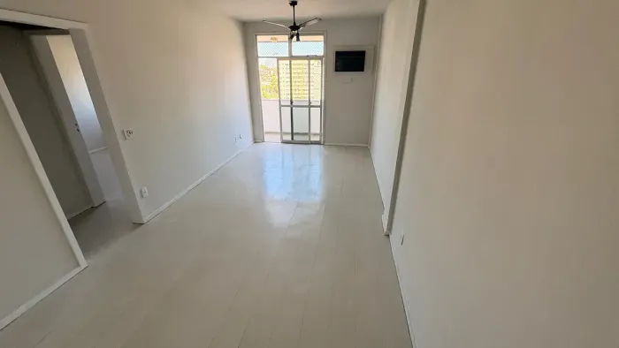Imóvel para aluguel possui 80 metros quadrados com 2 quartos em São Domingos - Niterói - R
