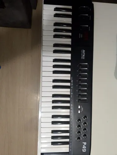 Vendo teclado controlador midi p49 